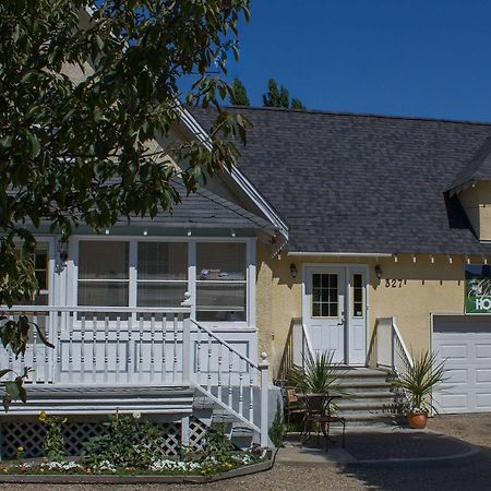 Genelle House B&B Guest House Bagian luar foto