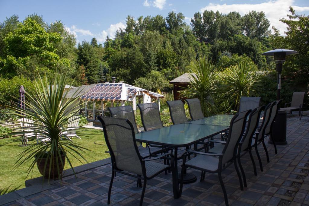 Genelle House B&B Guest House Bagian luar foto